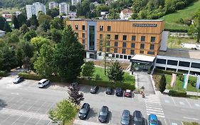 Hotel Steiermarkhof Graz - Aus Holz Gebaut, Von Huegeln Gekuesst